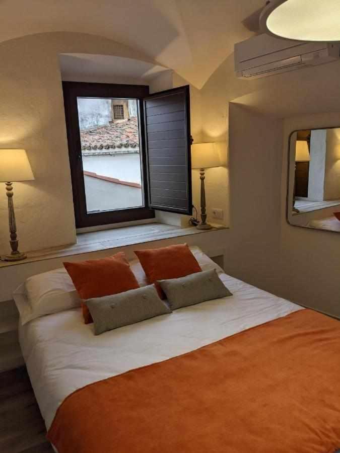 Appartement Torre Del Postigo By Kubik à Caces Extérieur photo